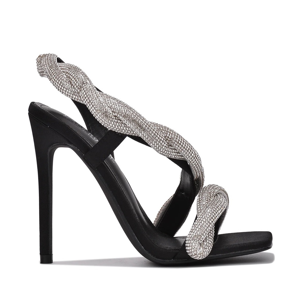 CAPE ROBBIN // Tuwe Heels